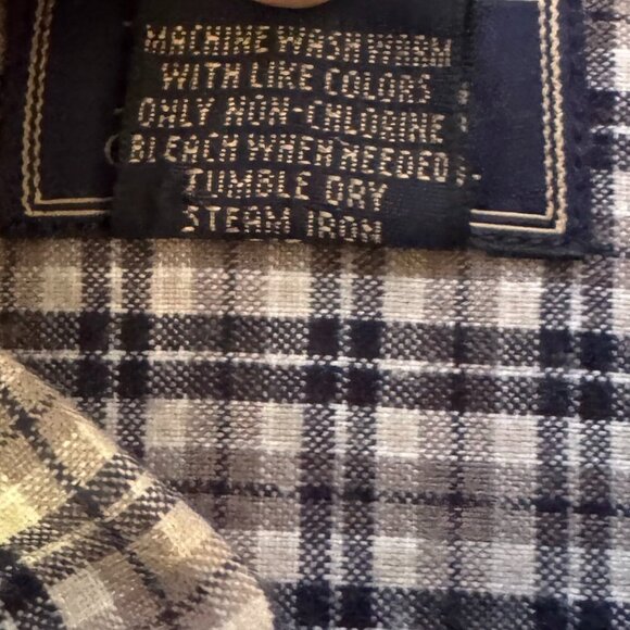 Men's Bass Tan and Blue Plain Long Sleeve Button Down Shirt - Large - Picture 6 of 6